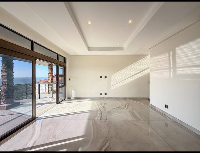 6 BEDROOM HOUSE FOR SALE IN IZINGA